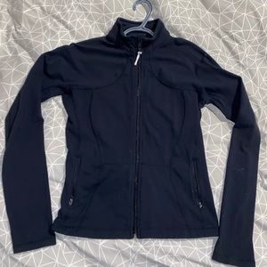 Older style define jacket by lululemon. Size 6